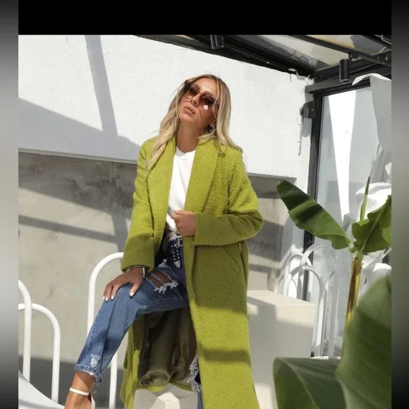 New !!!!! Stylish Green Long Coat bukle 
Have XS S M L - Picture 2 of 2